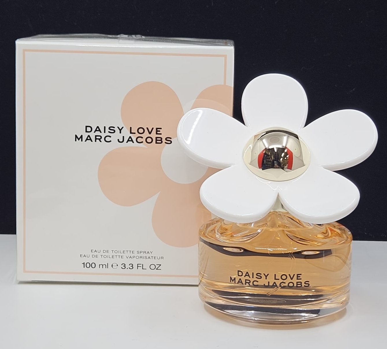 Daisy Love Marc Jacobs Eau De Toilette Spray 3.3 oz / 100 ml New In Box