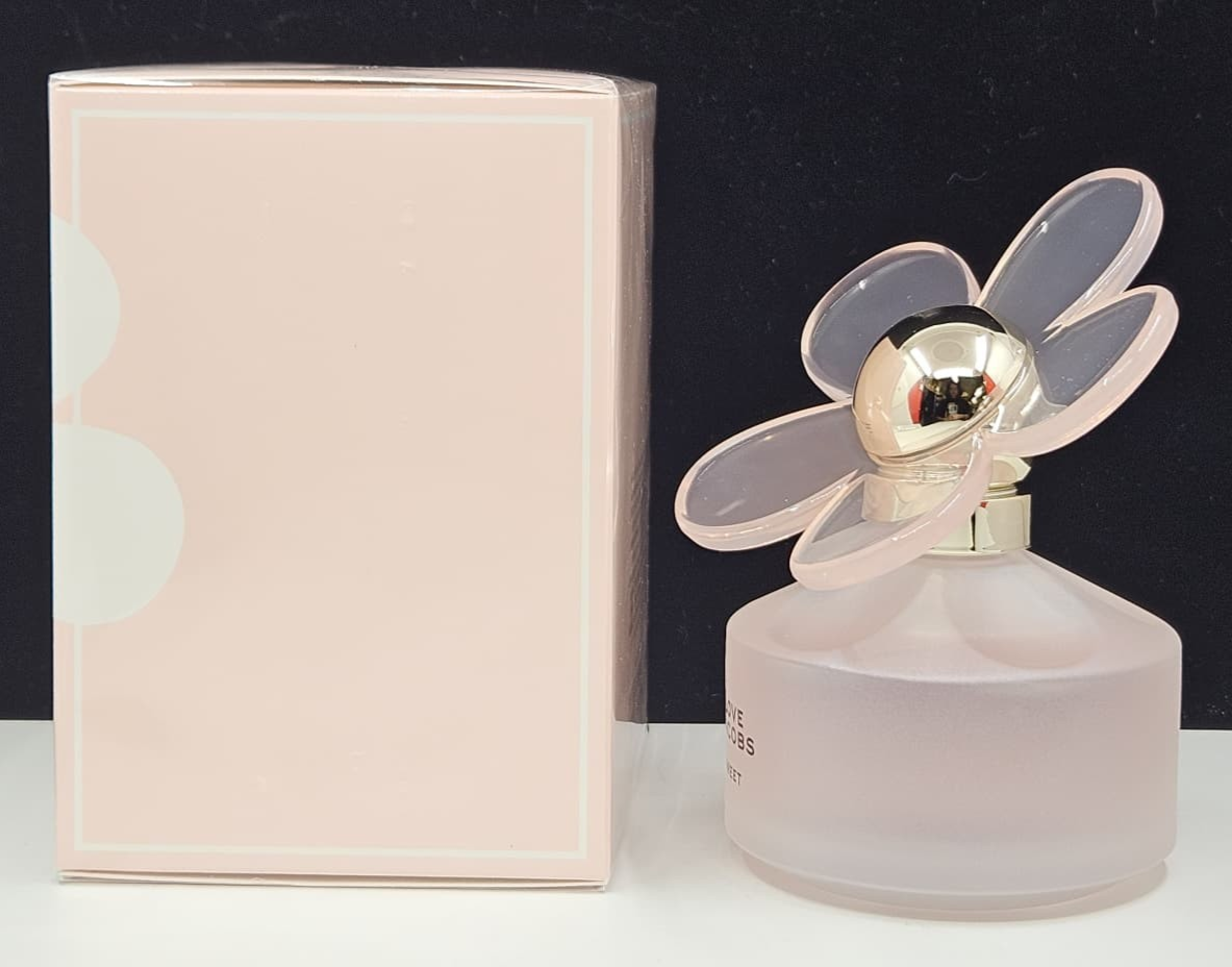 Marc Jacobs Daisy Love Eau So Sweet EDT Spray 3.3 oz / 100 ml New In Box