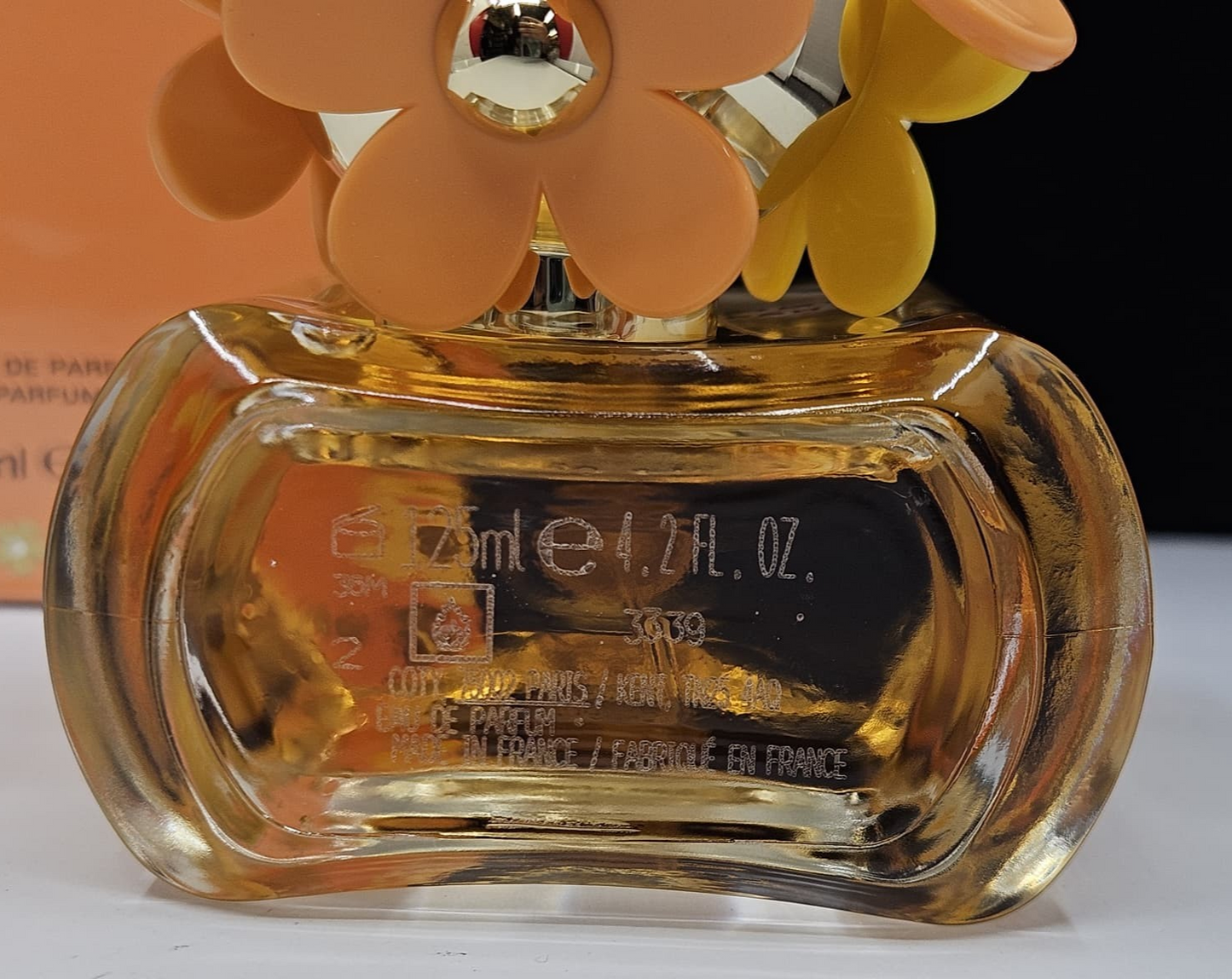 Marc Jacobs Daisy Ever So Fresh Eau De Parfum Spray 4.2 oz / 125 ml New In Box